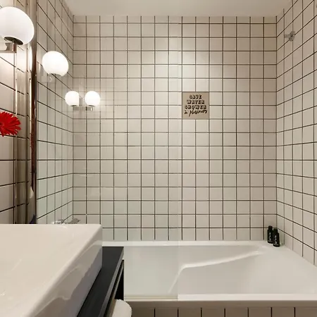 Rockypop 4* Γκρενόμπλ