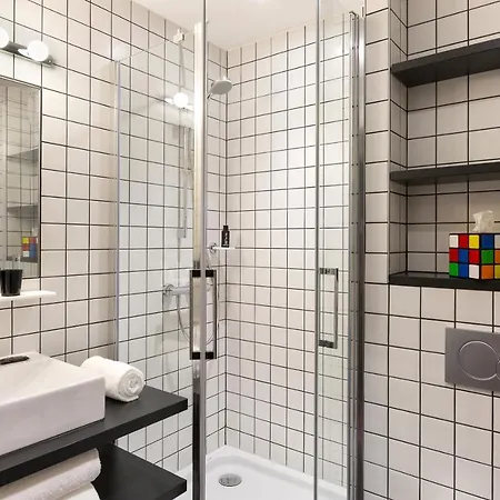 Ξενοδοχείο με διαμερίσματα Rockypop 4*