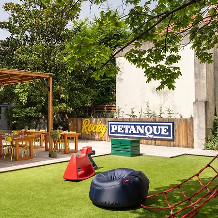 מלון דירות Rockypop