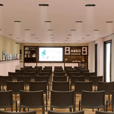 Ξενοδοχείο με διαμερίσματα Rockypop