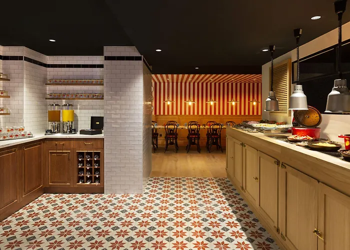 Rockypop 4* גרנובל